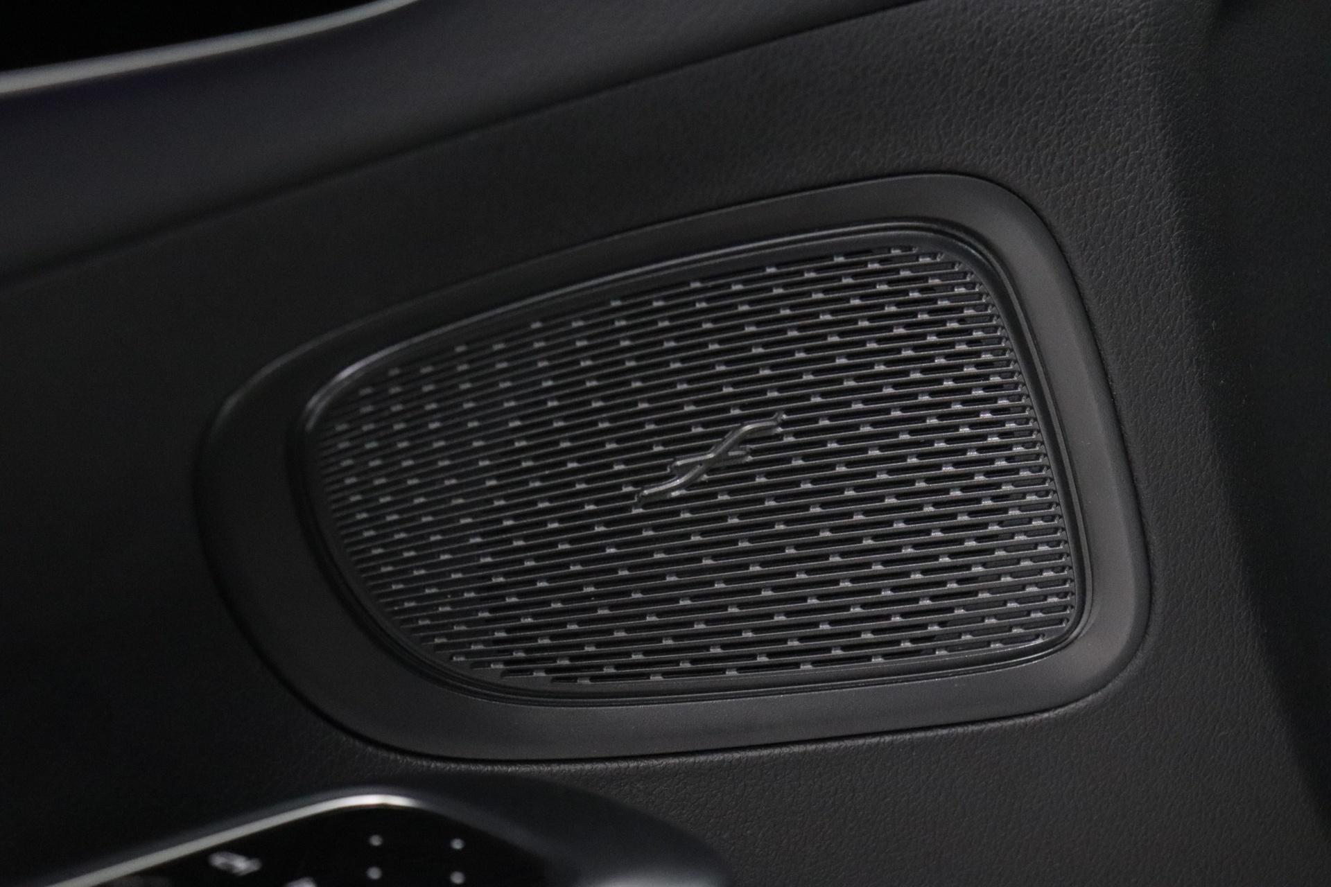 MERCEDES-BENZ C 2022