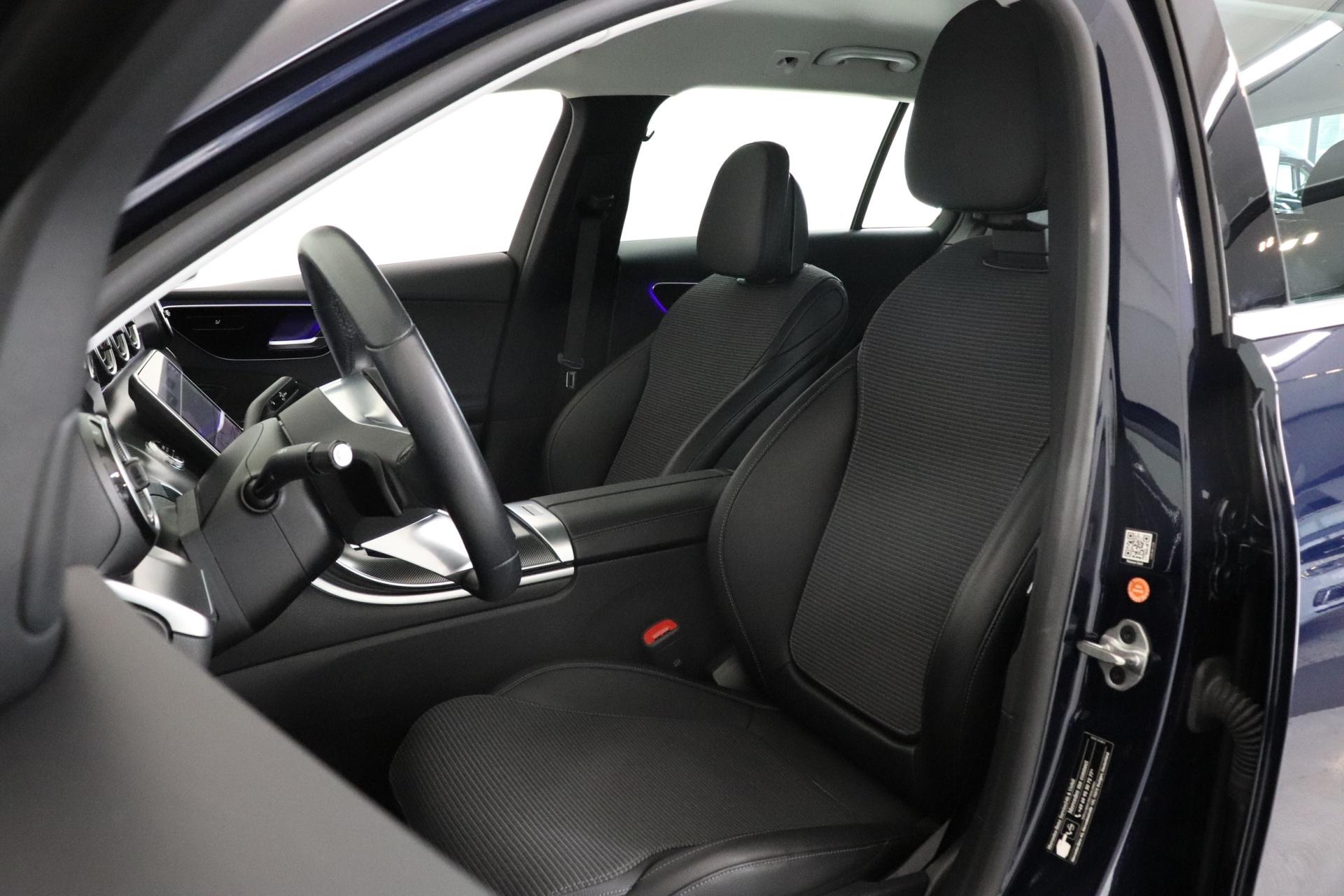 MERCEDES-BENZ C 2022