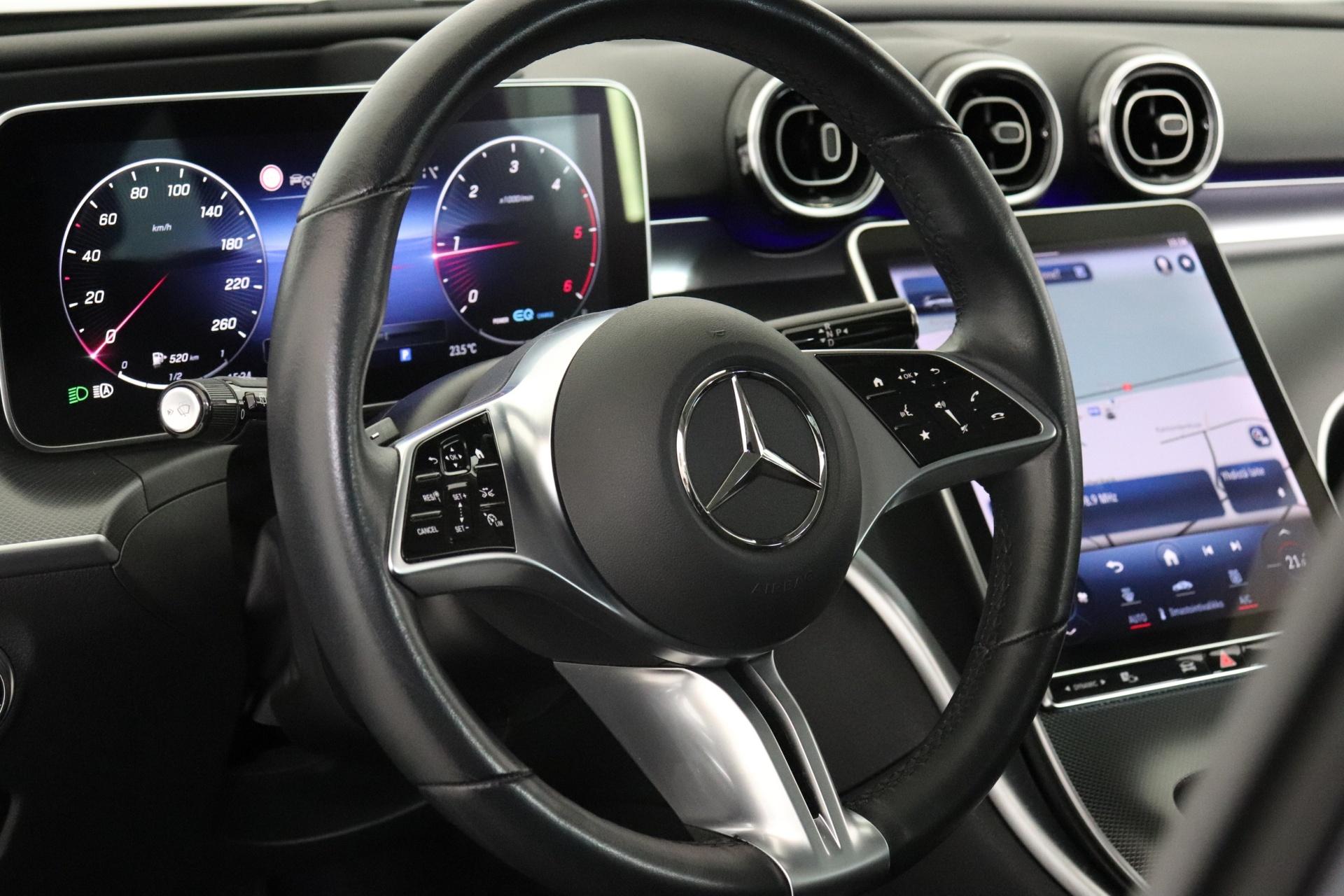 MERCEDES-BENZ C 2022