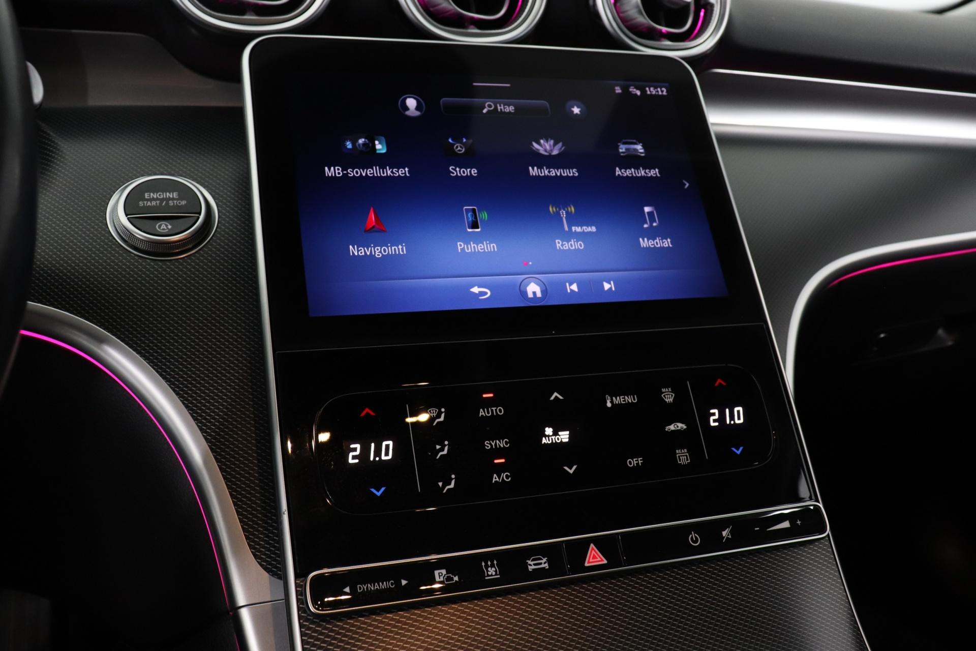 MERCEDES-BENZ C 2022