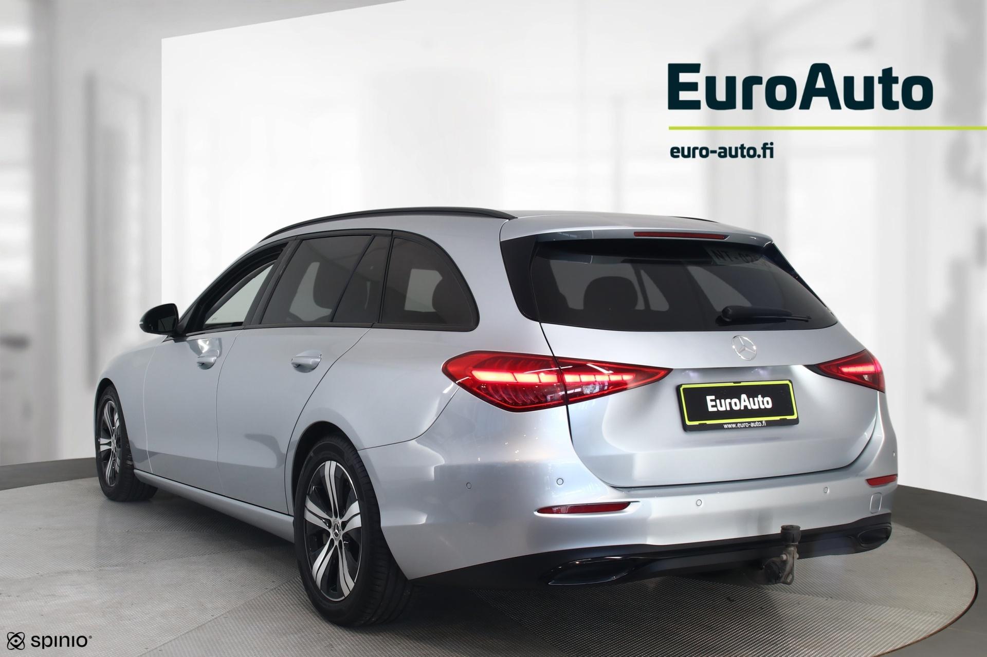 MERCEDES-BENZ C 2022