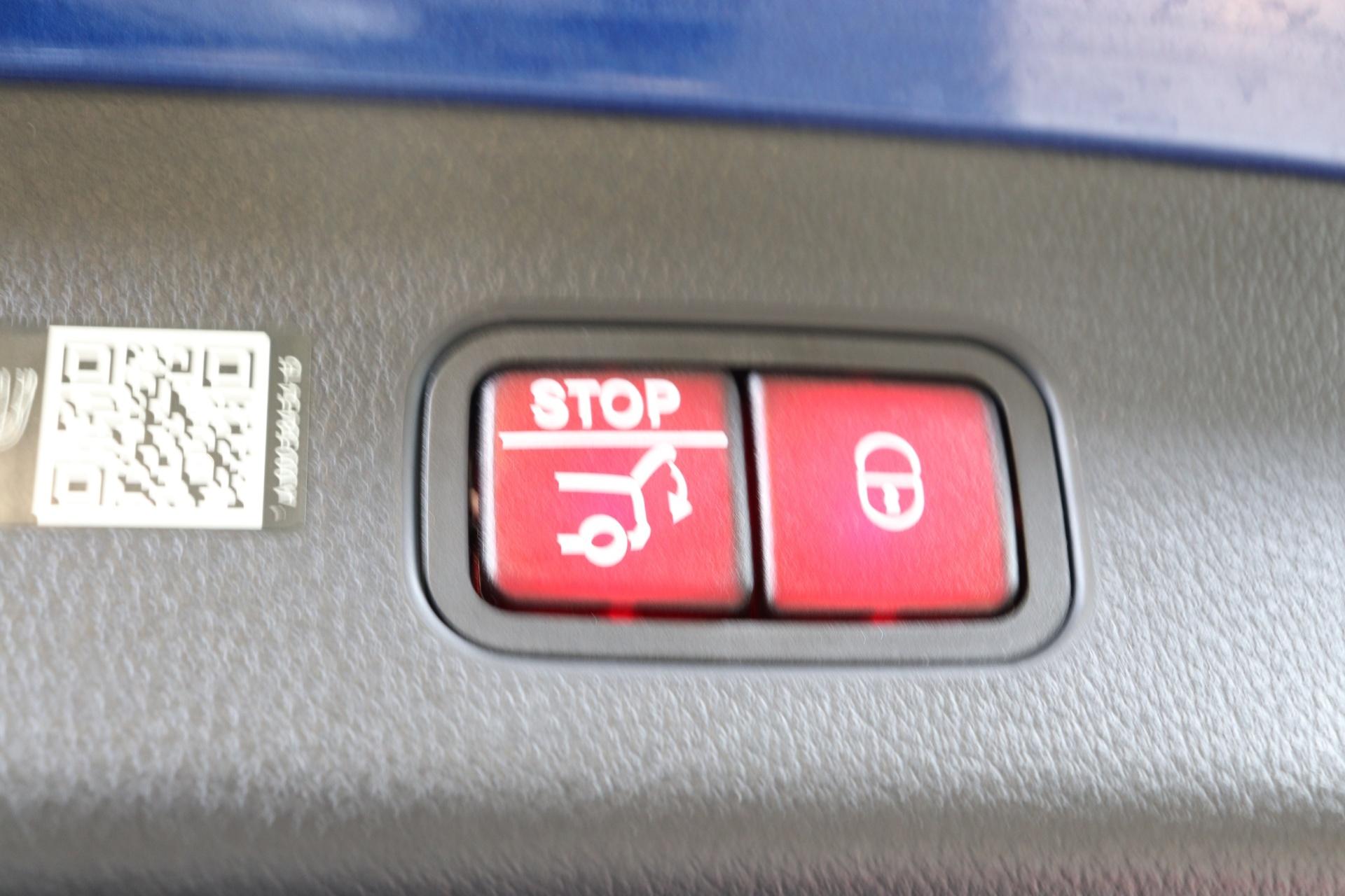 MERCEDES-BENZ GLC 2025