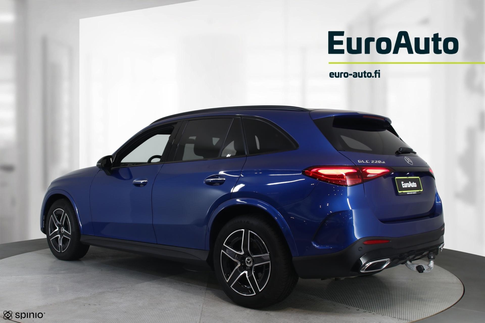 MERCEDES-BENZ GLC 2025