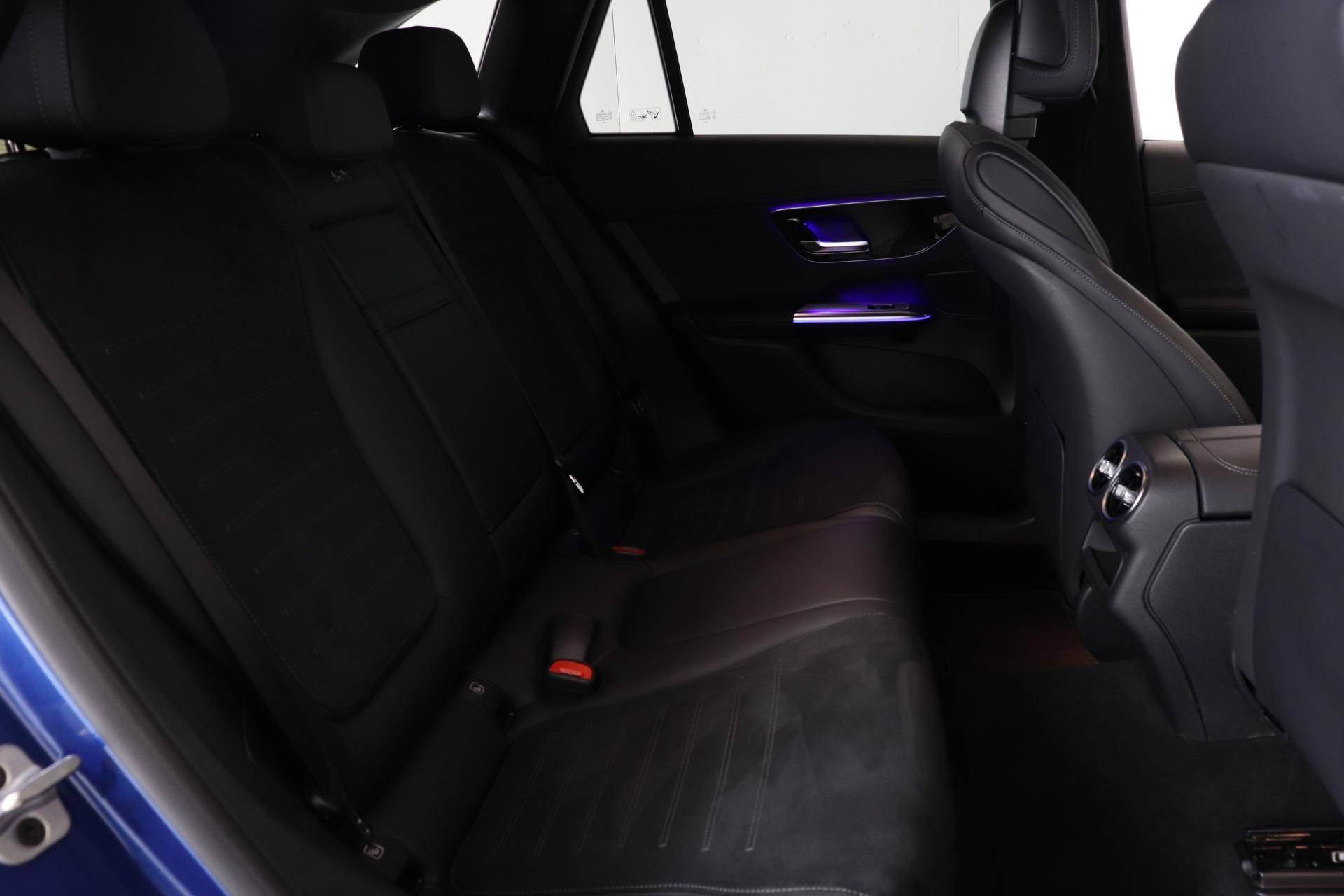 MERCEDES-BENZ GLC 2025