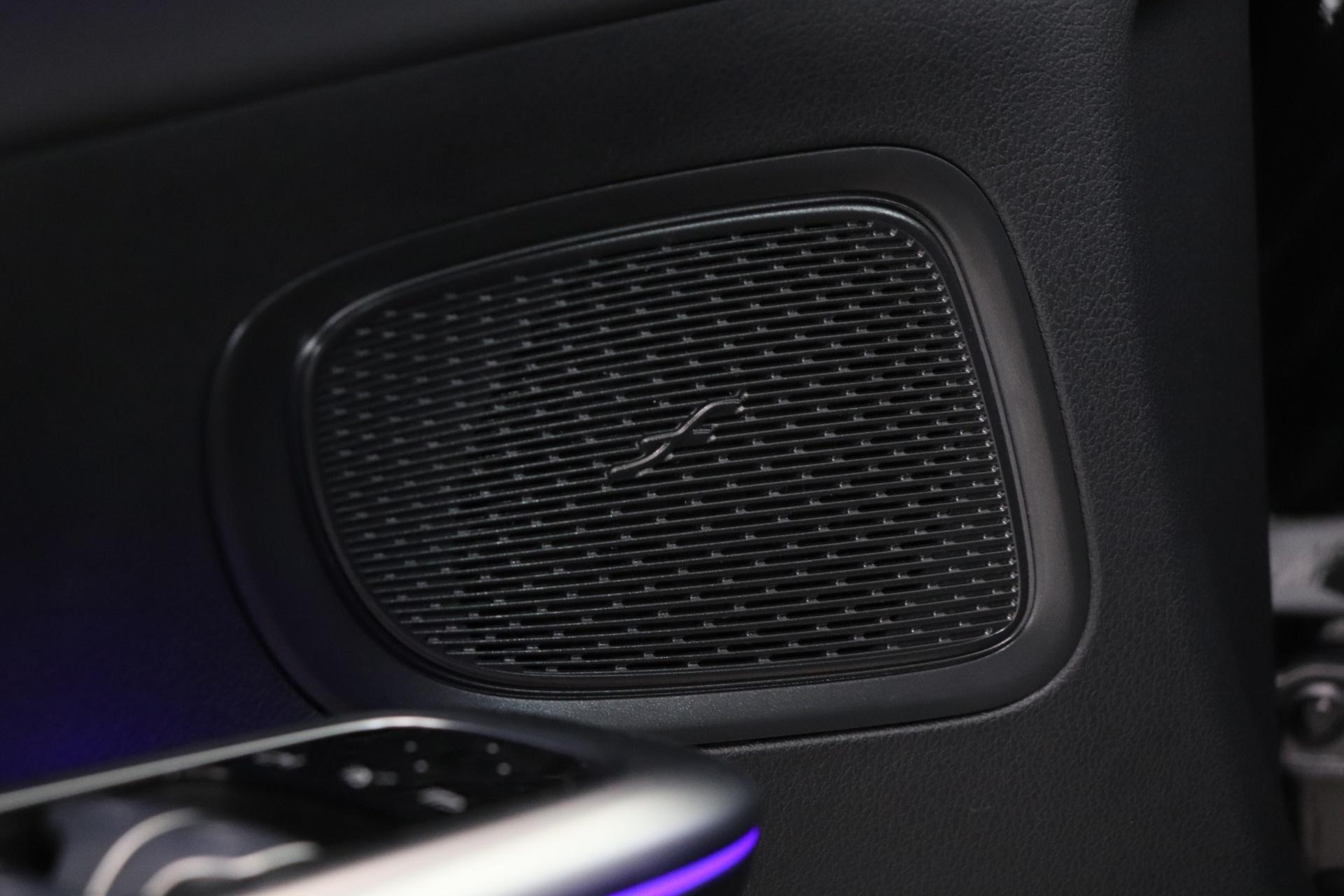 MERCEDES-BENZ C 2023