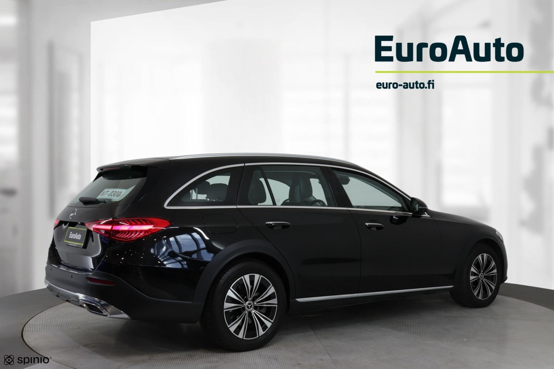 MERCEDES-BENZ C 2023