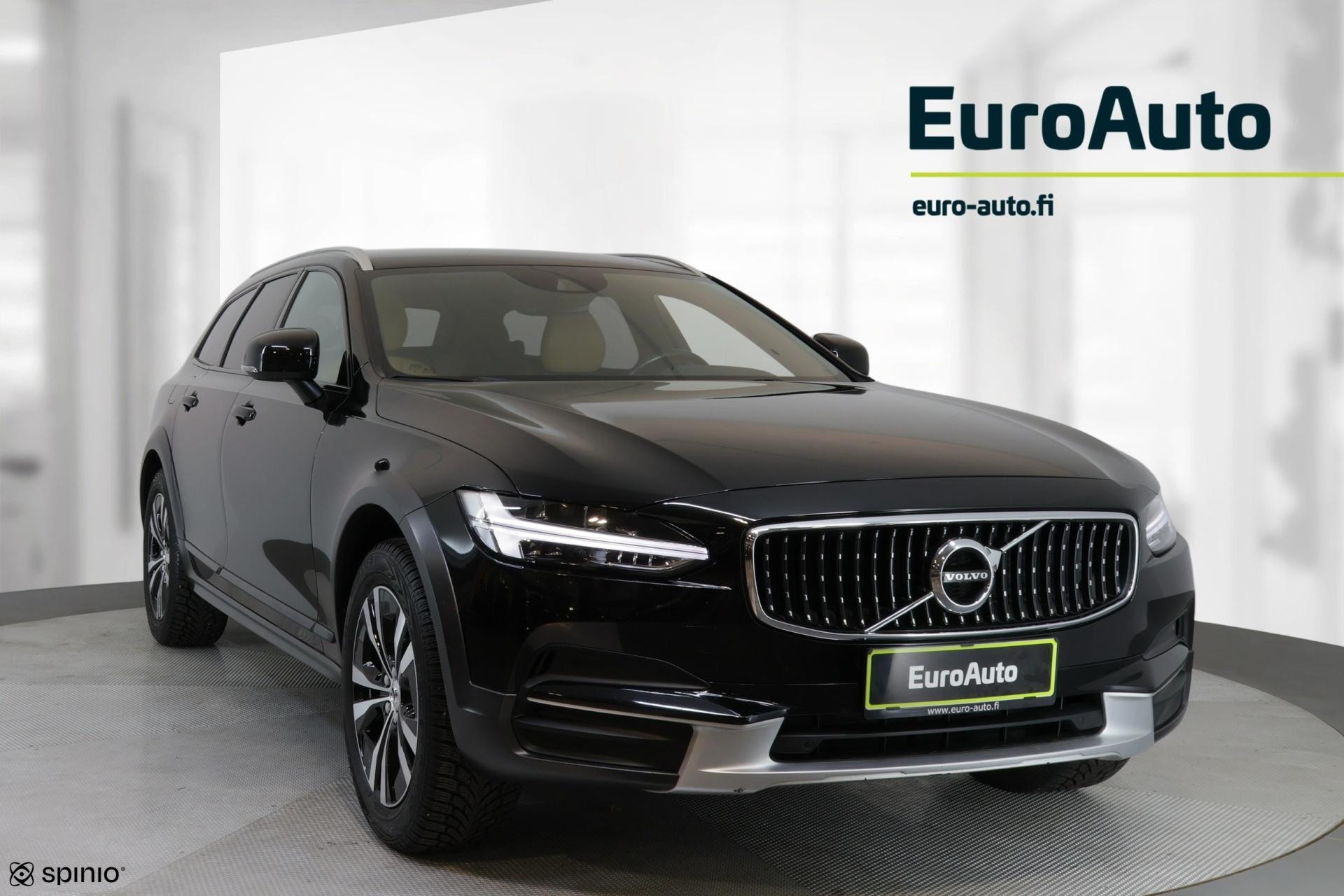 VOLVO V90 Cross Country 2018