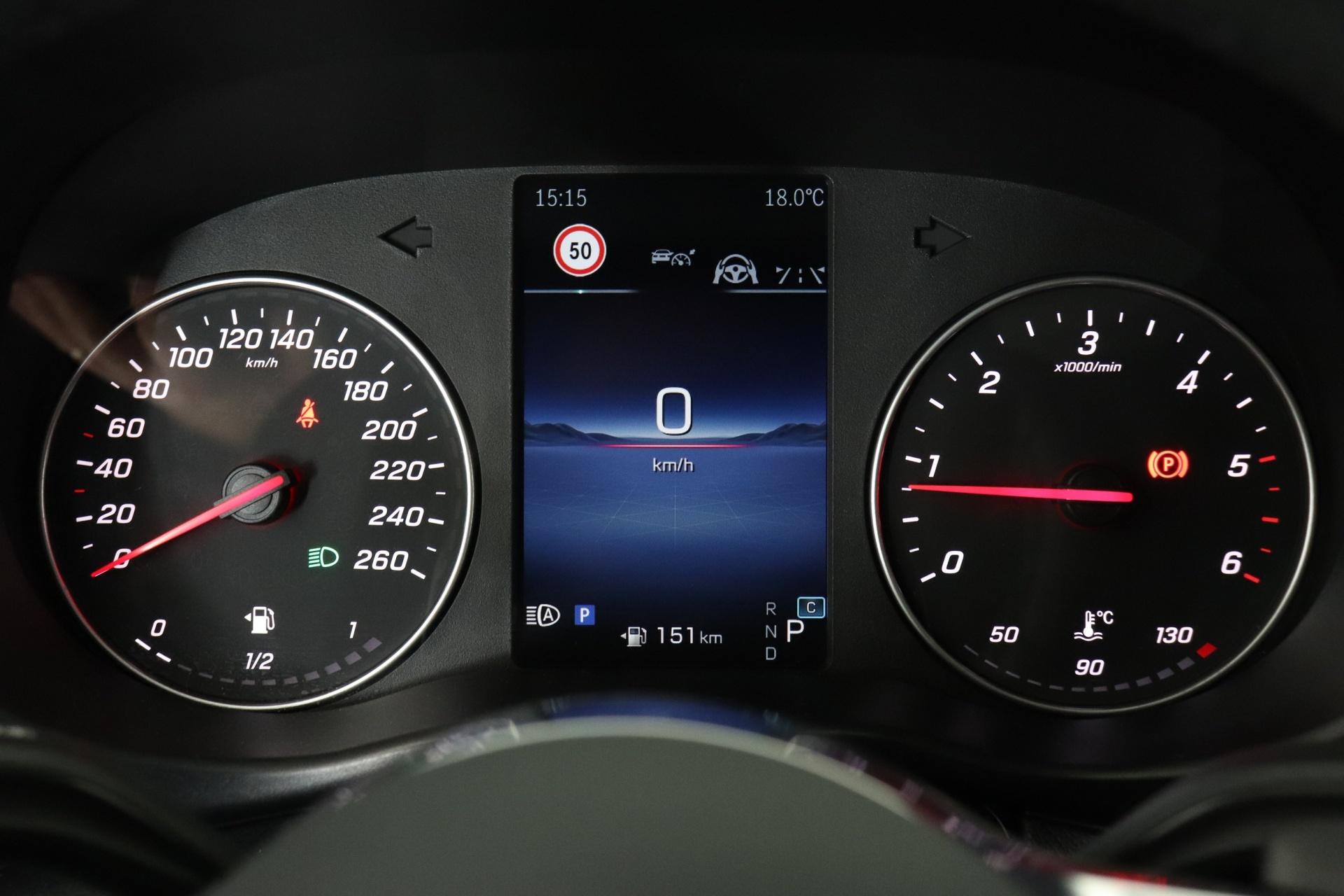 MERCEDES-BENZ Vito 2025