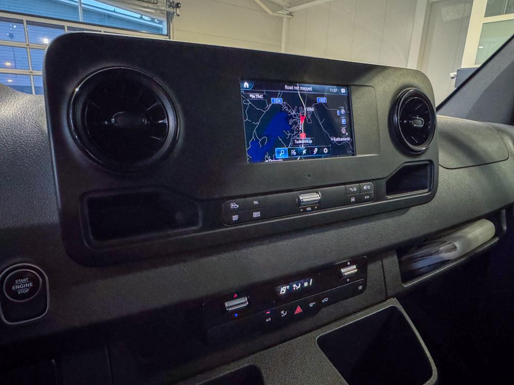 MERCEDES-BENZ Sprinter 2021