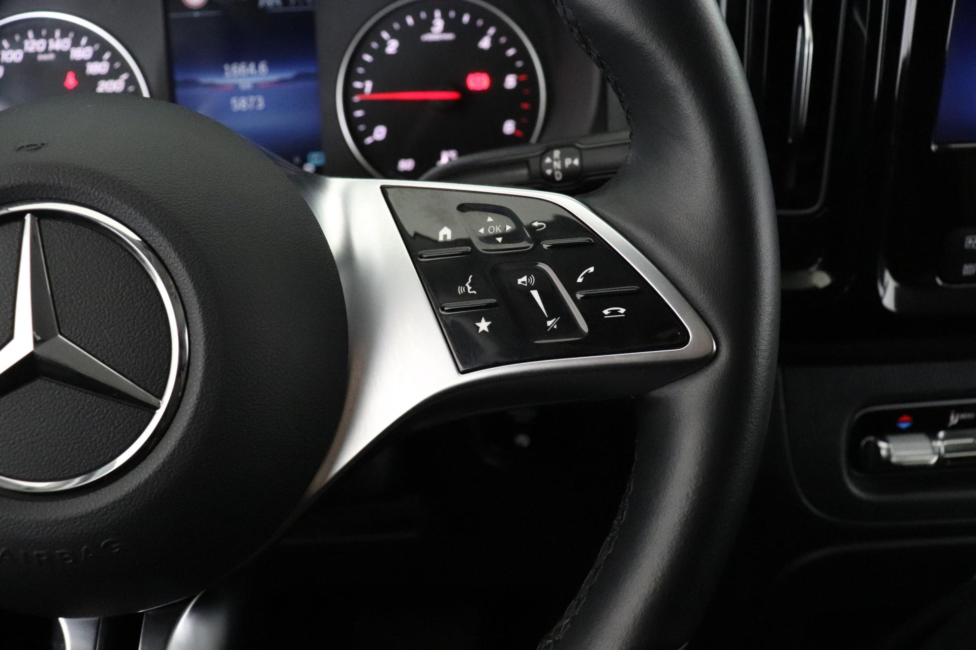 MERCEDES-BENZ Vito 2025