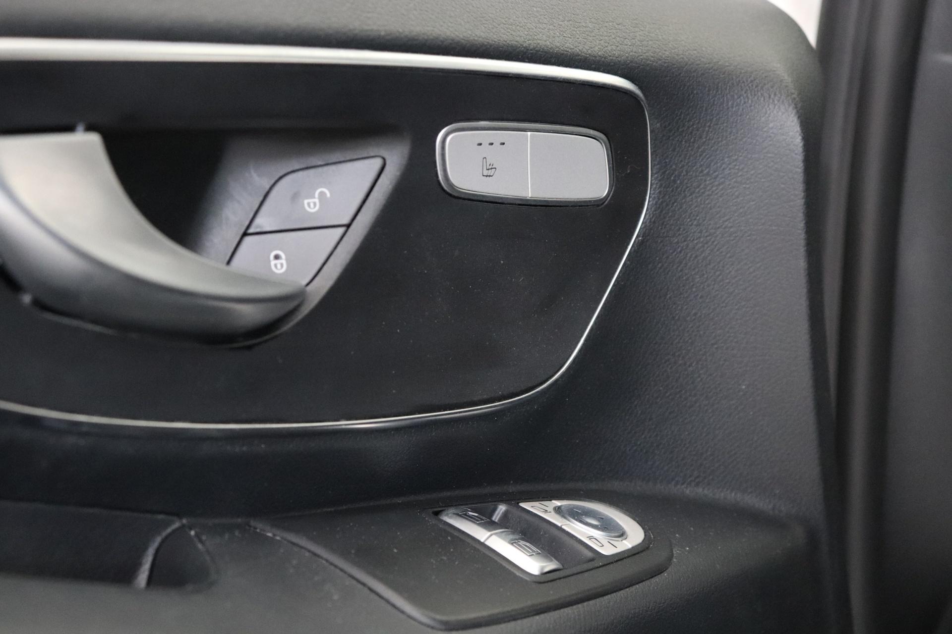 MERCEDES-BENZ Vito 2022