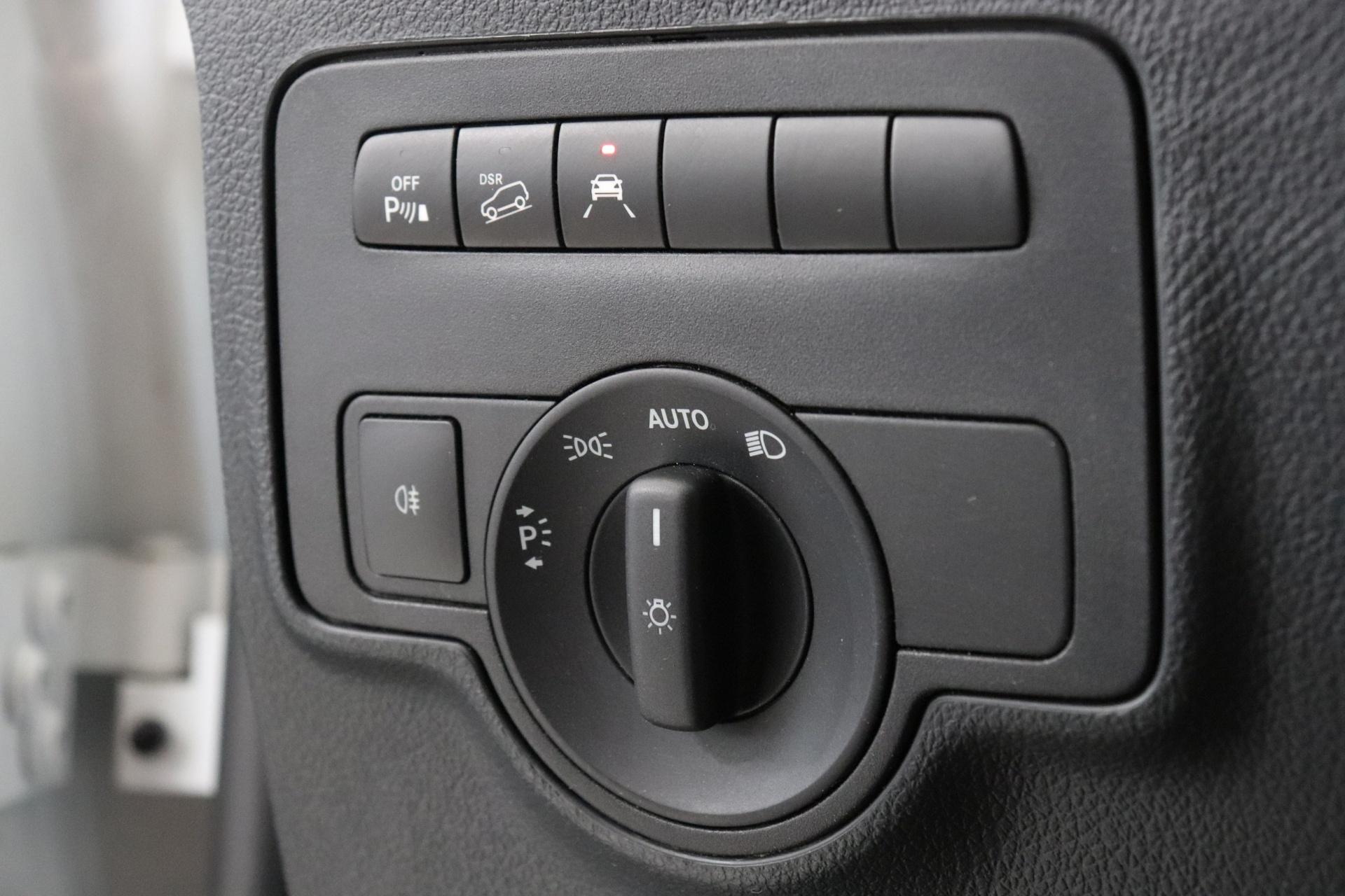 MERCEDES-BENZ Vito 2022