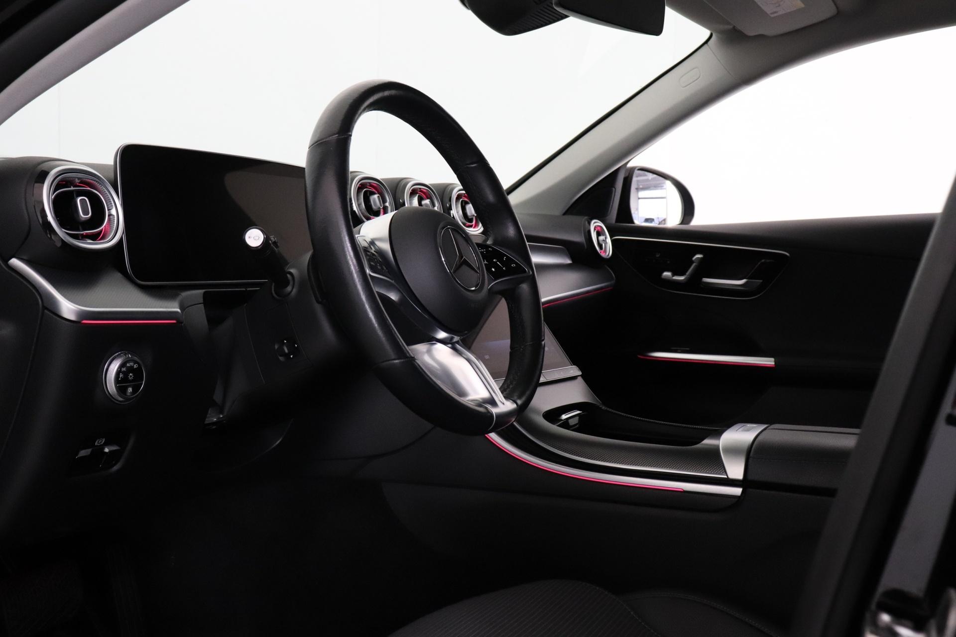 MERCEDES-BENZ C 2023