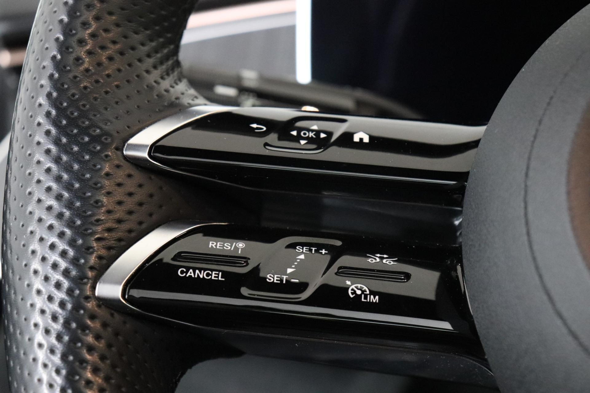 MERCEDES-BENZ EQE 2022