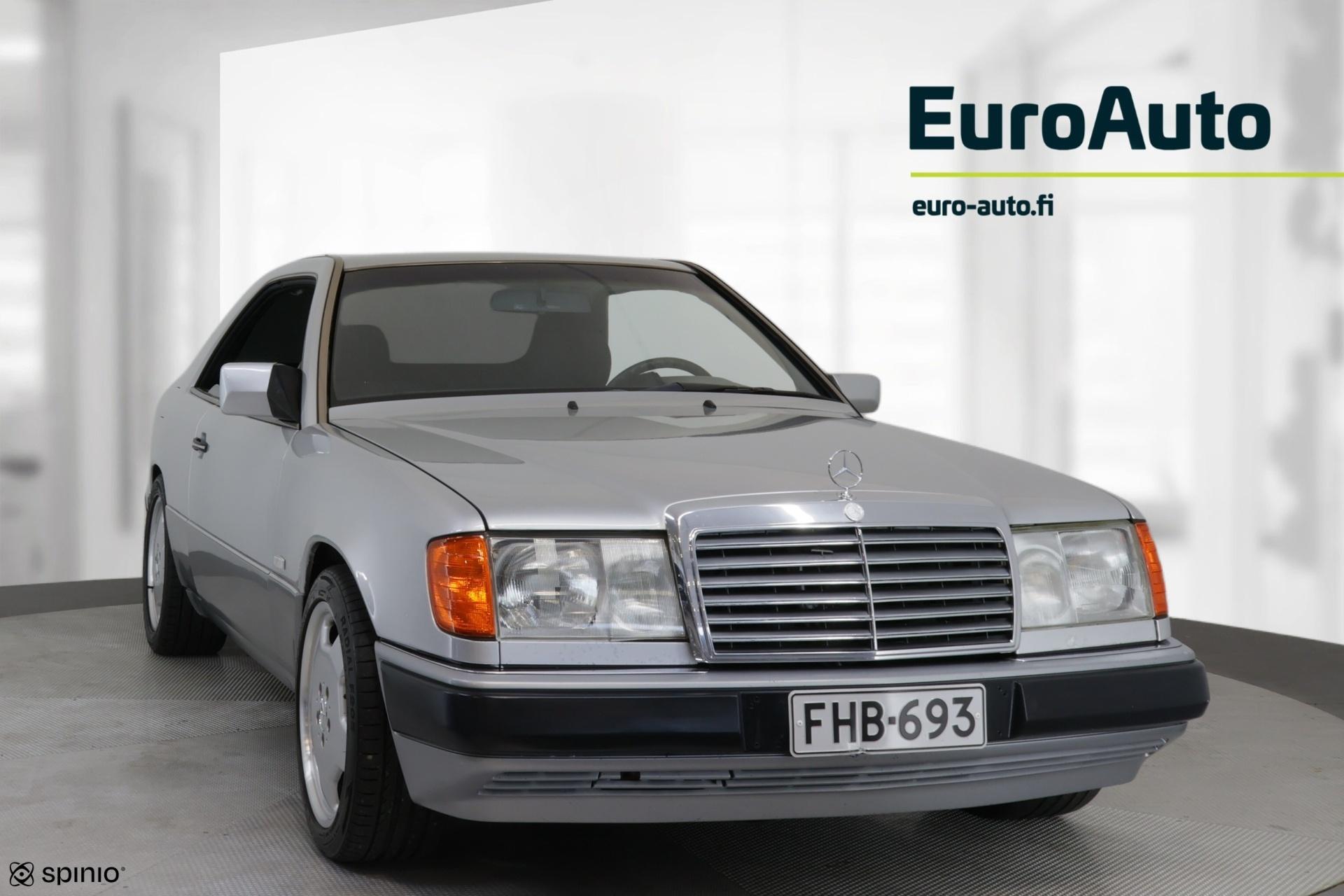 MERCEDES-BENZ 300 1992
