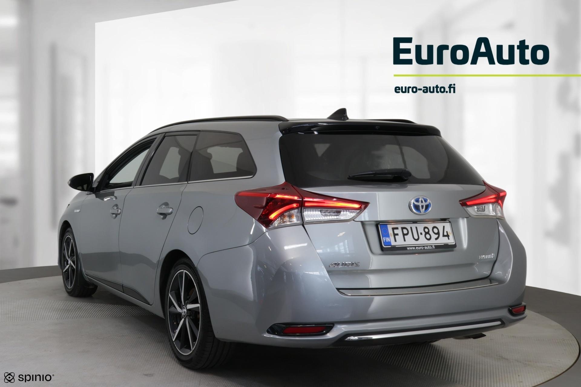 TOYOTA Auris 2017