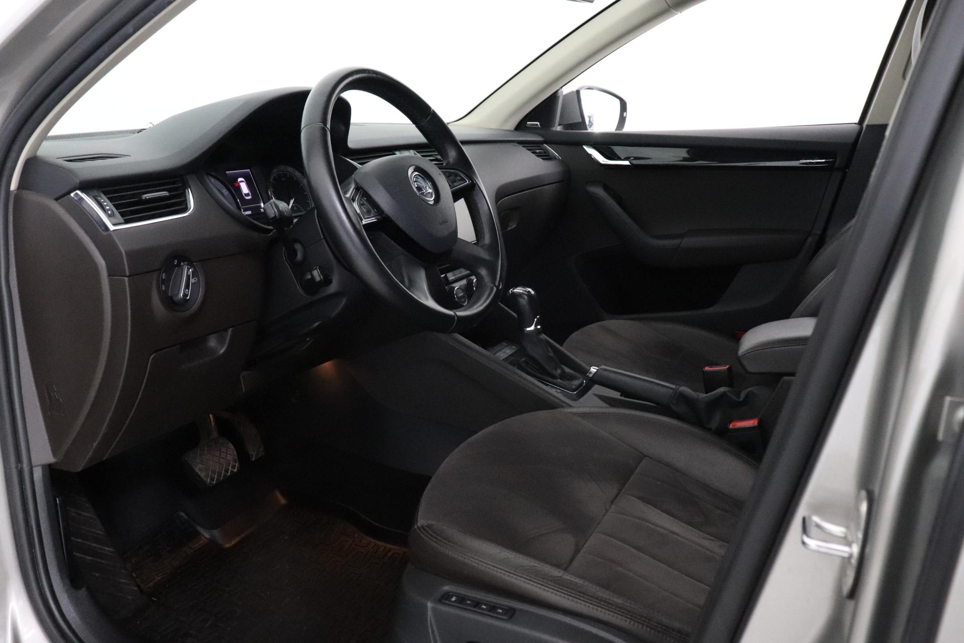 SKODA Octavia 2015