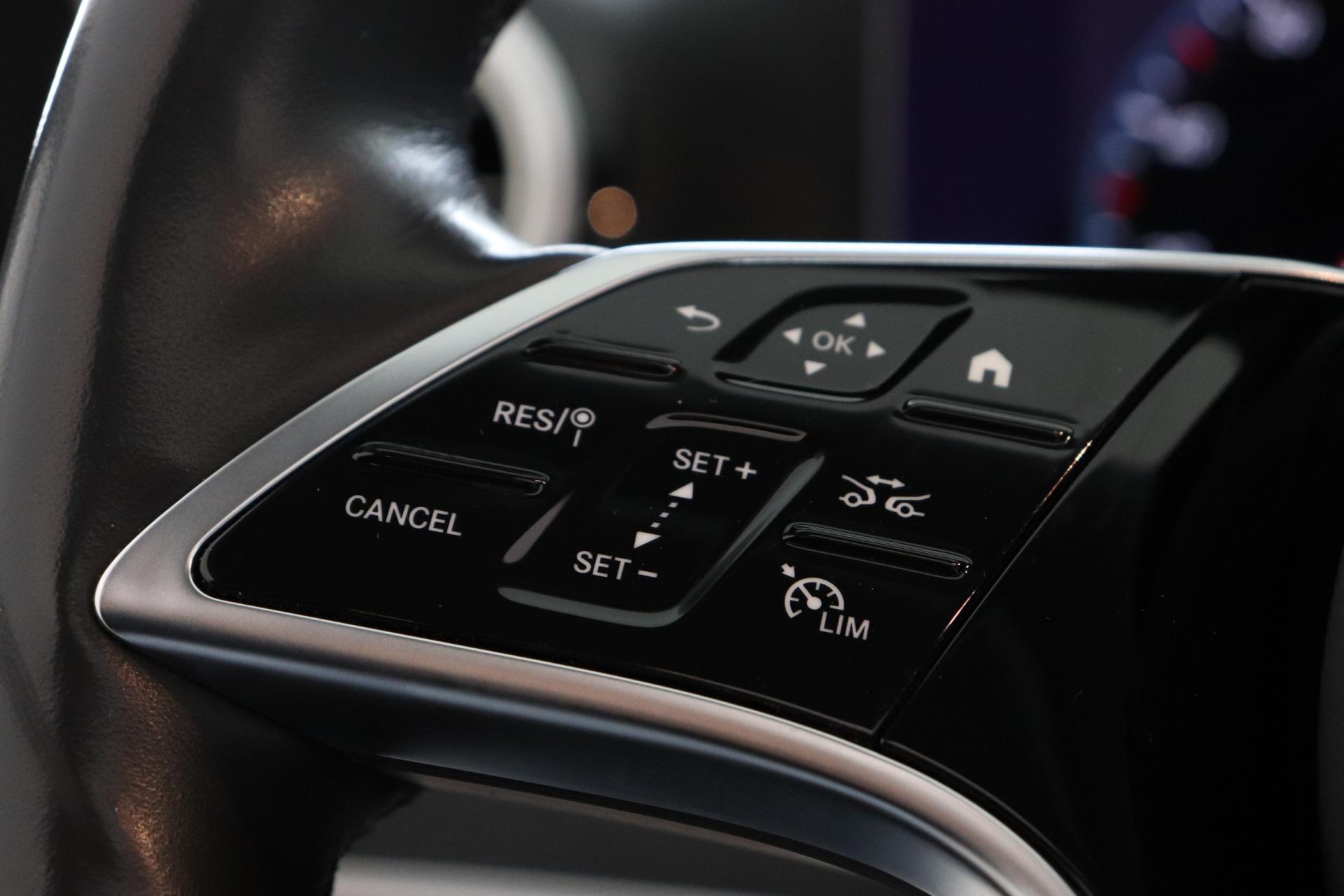 MERCEDES-BENZ E 2021