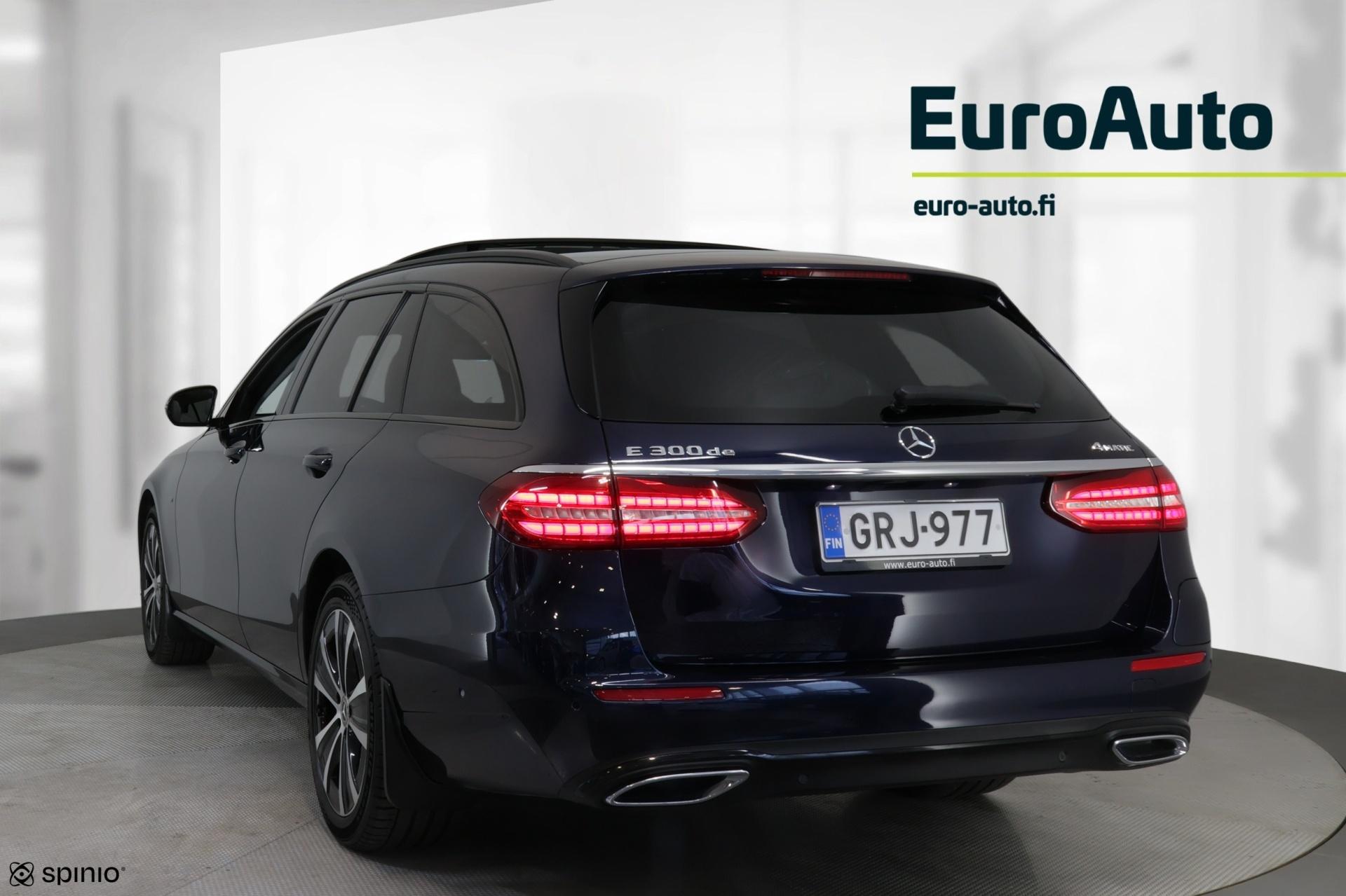 MERCEDES-BENZ E 2021