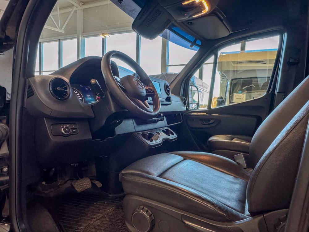 MERCEDES-BENZ Sprinter 2021