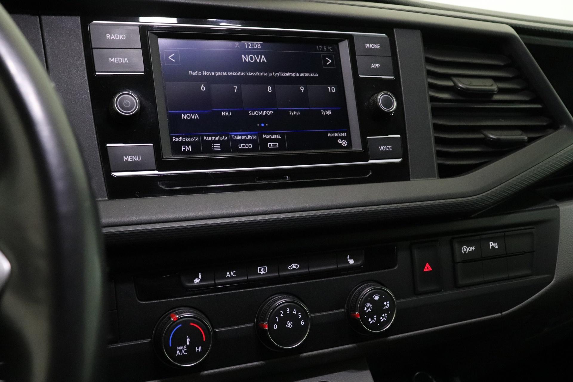 VOLKSWAGEN Transporter 2023