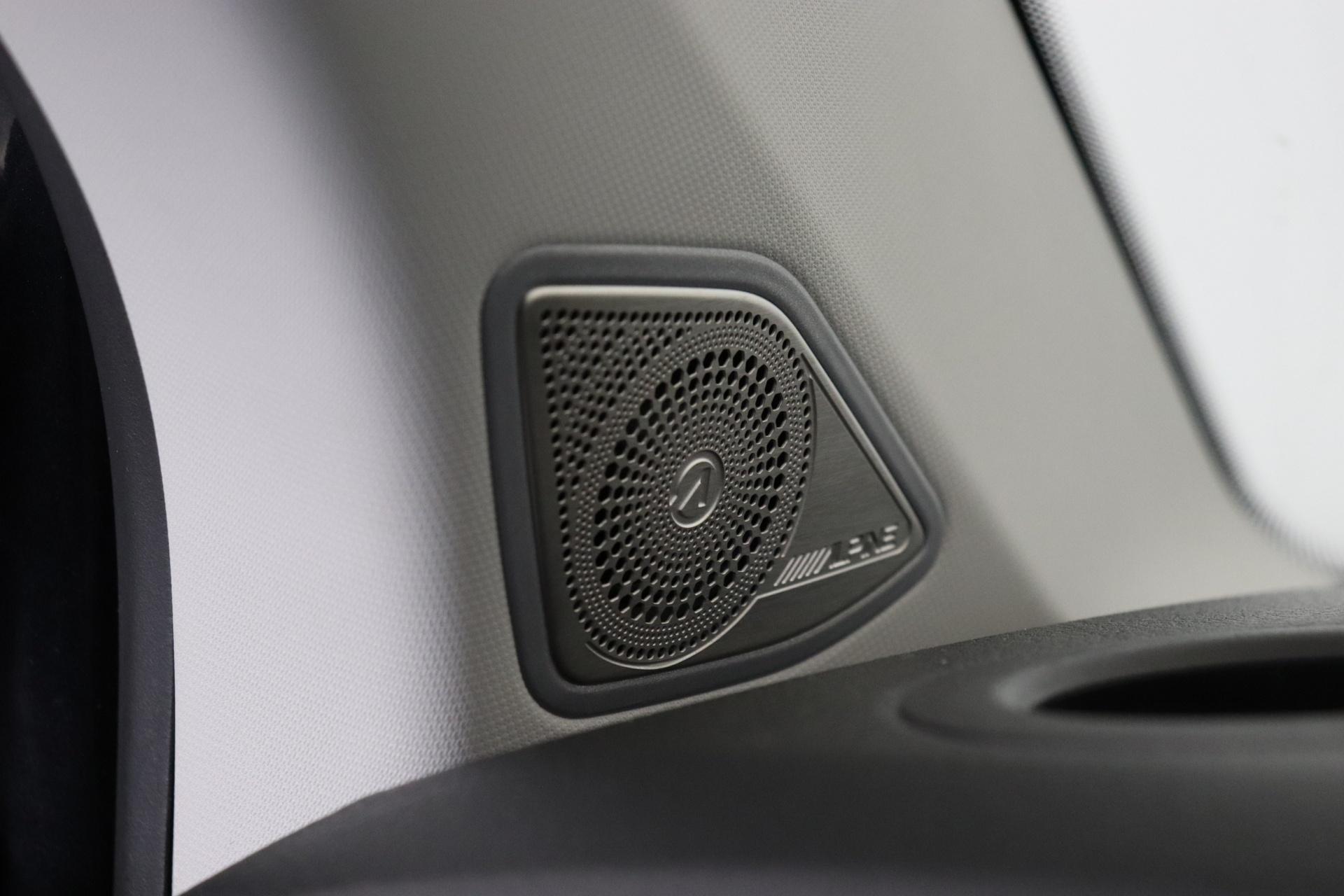 VOLKSWAGEN Transporter 2023