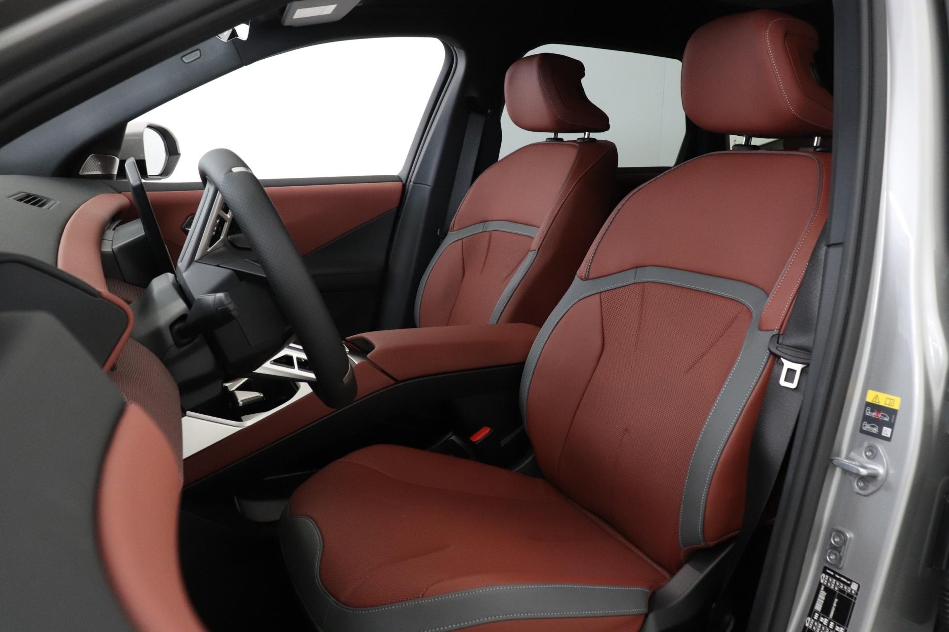 BMW iX3 2026