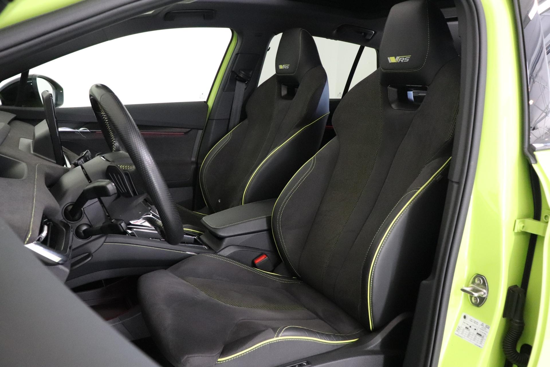SKODA Enyaq 2024