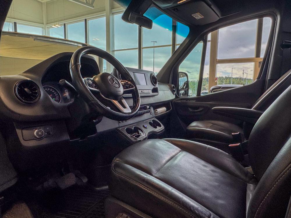 MERCEDES-BENZ Sprinter 2019