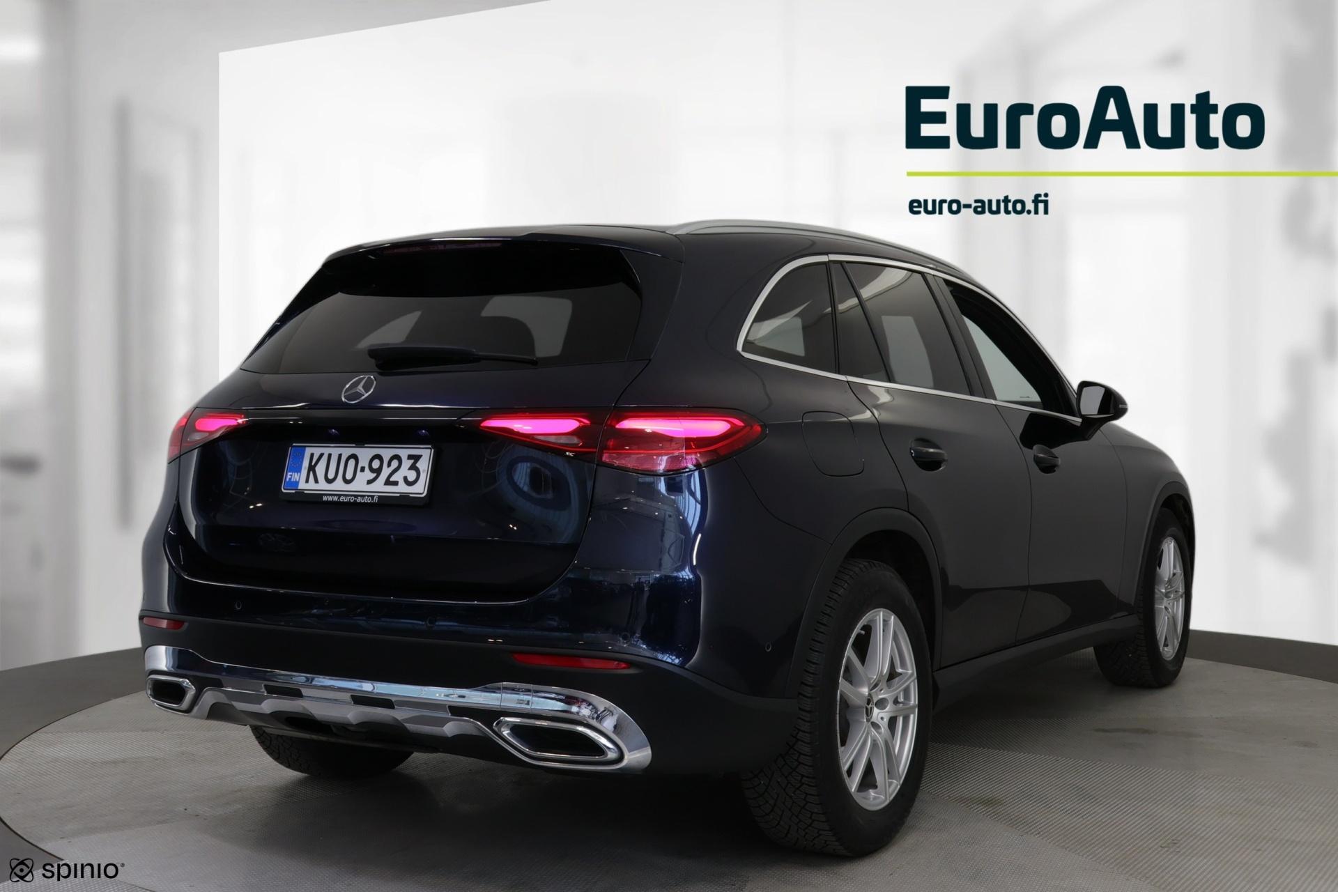 MERCEDES-BENZ GLC 2023