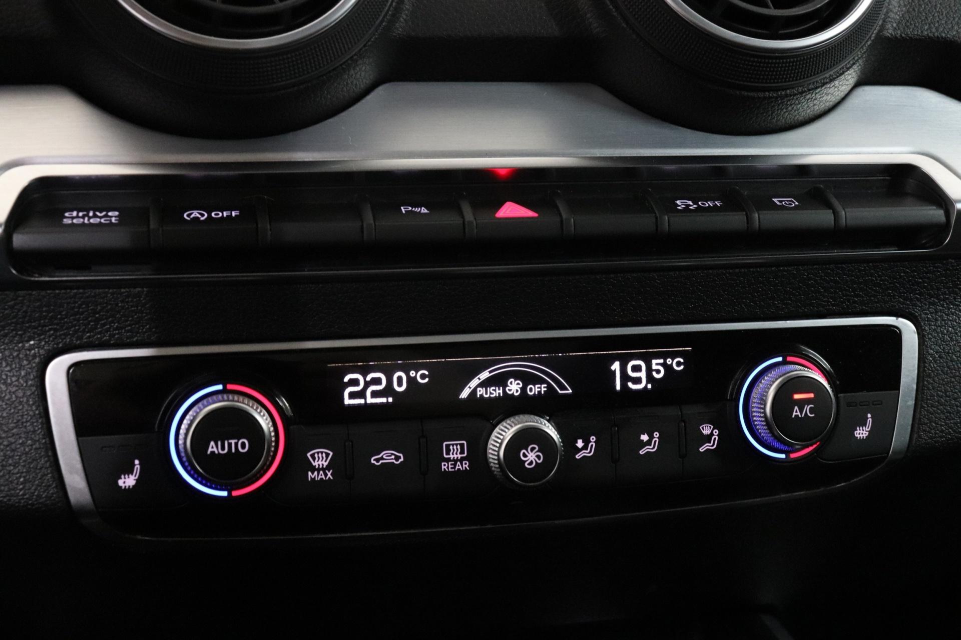 AUDI Q2 2017