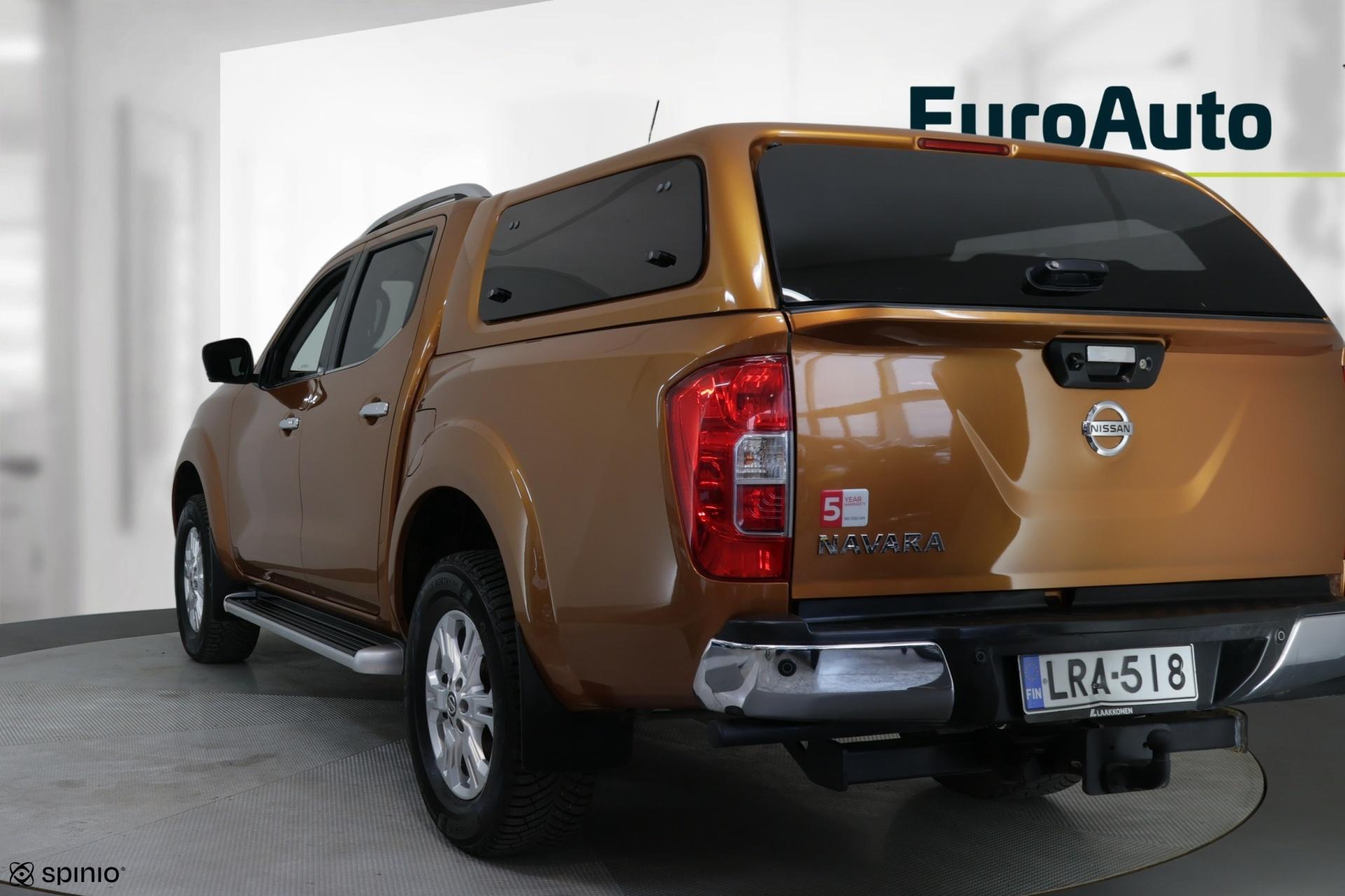 NISSAN Navara 2021