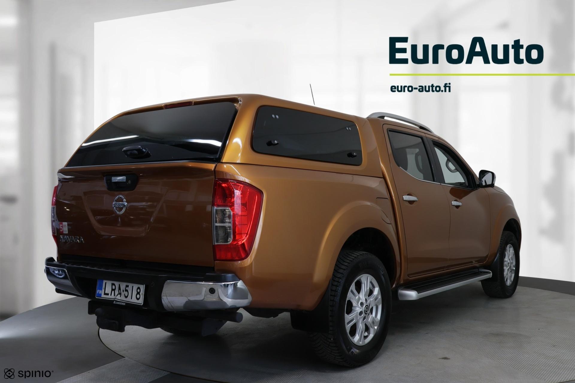 NISSAN Navara 2021
