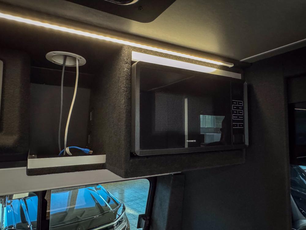 MERCEDES-BENZ Sprinter 2023