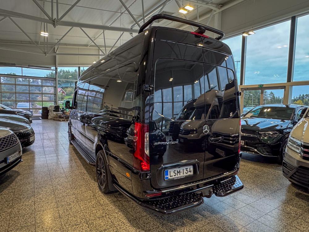 MERCEDES-BENZ Sprinter 2024