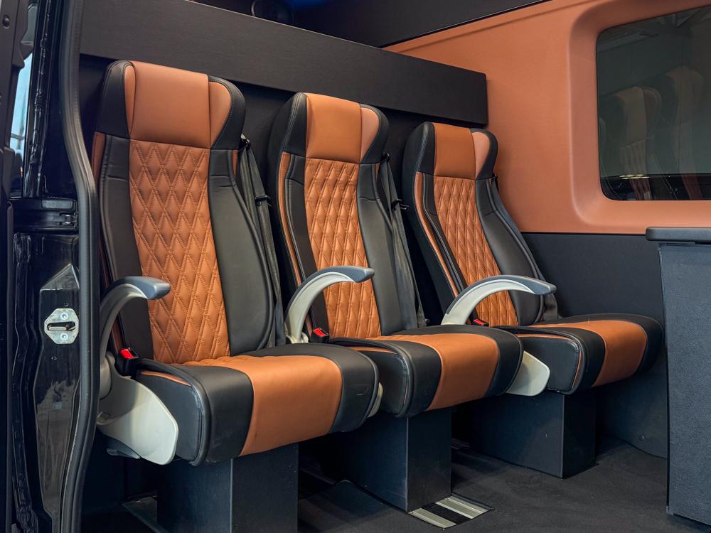 MERCEDES-BENZ Sprinter 2024