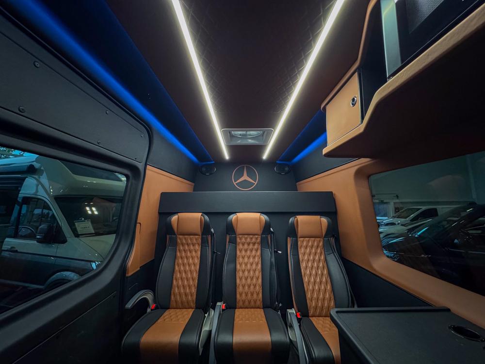 MERCEDES-BENZ Sprinter 2024