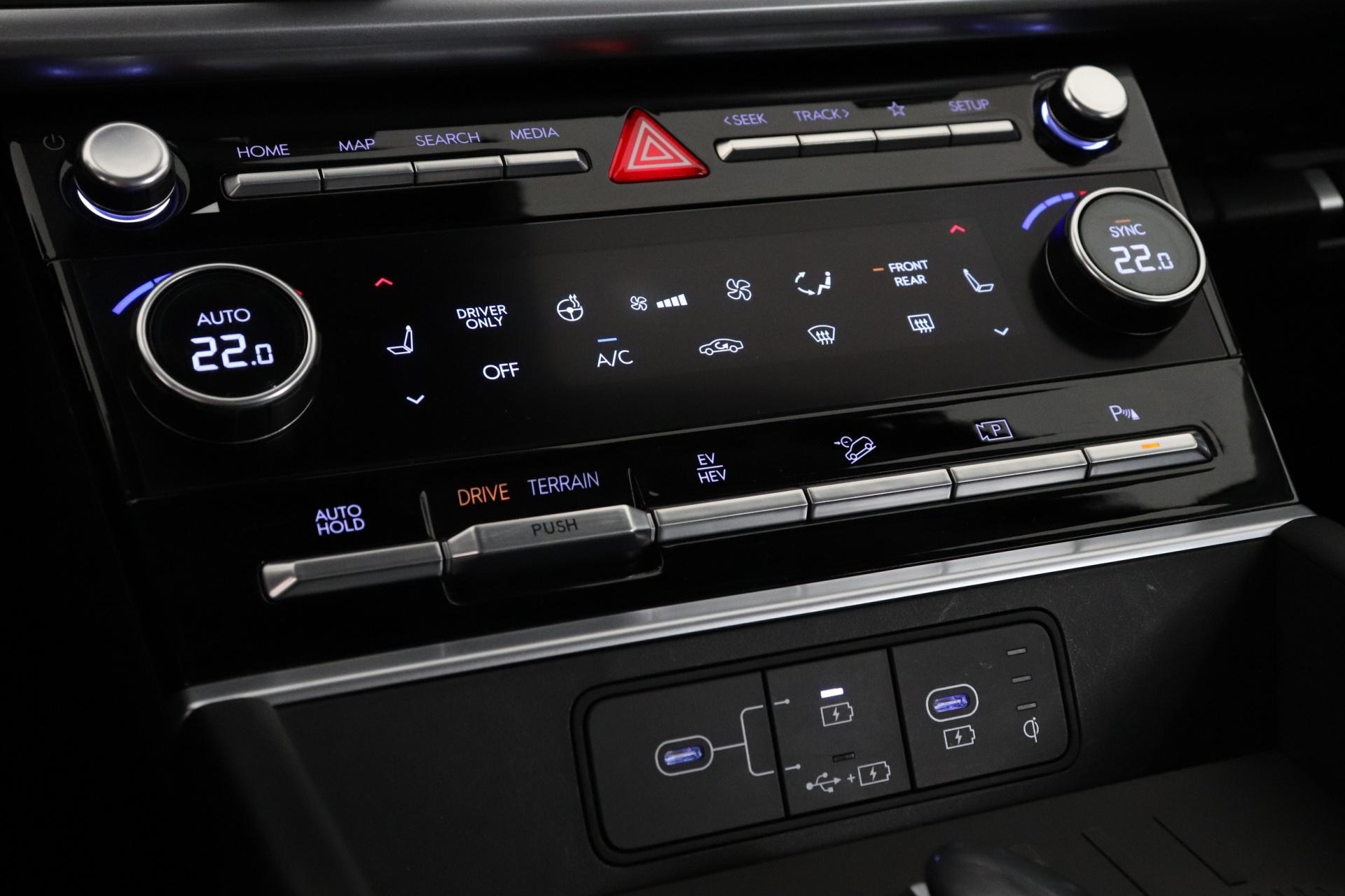 HYUNDAI Santa Fe 13