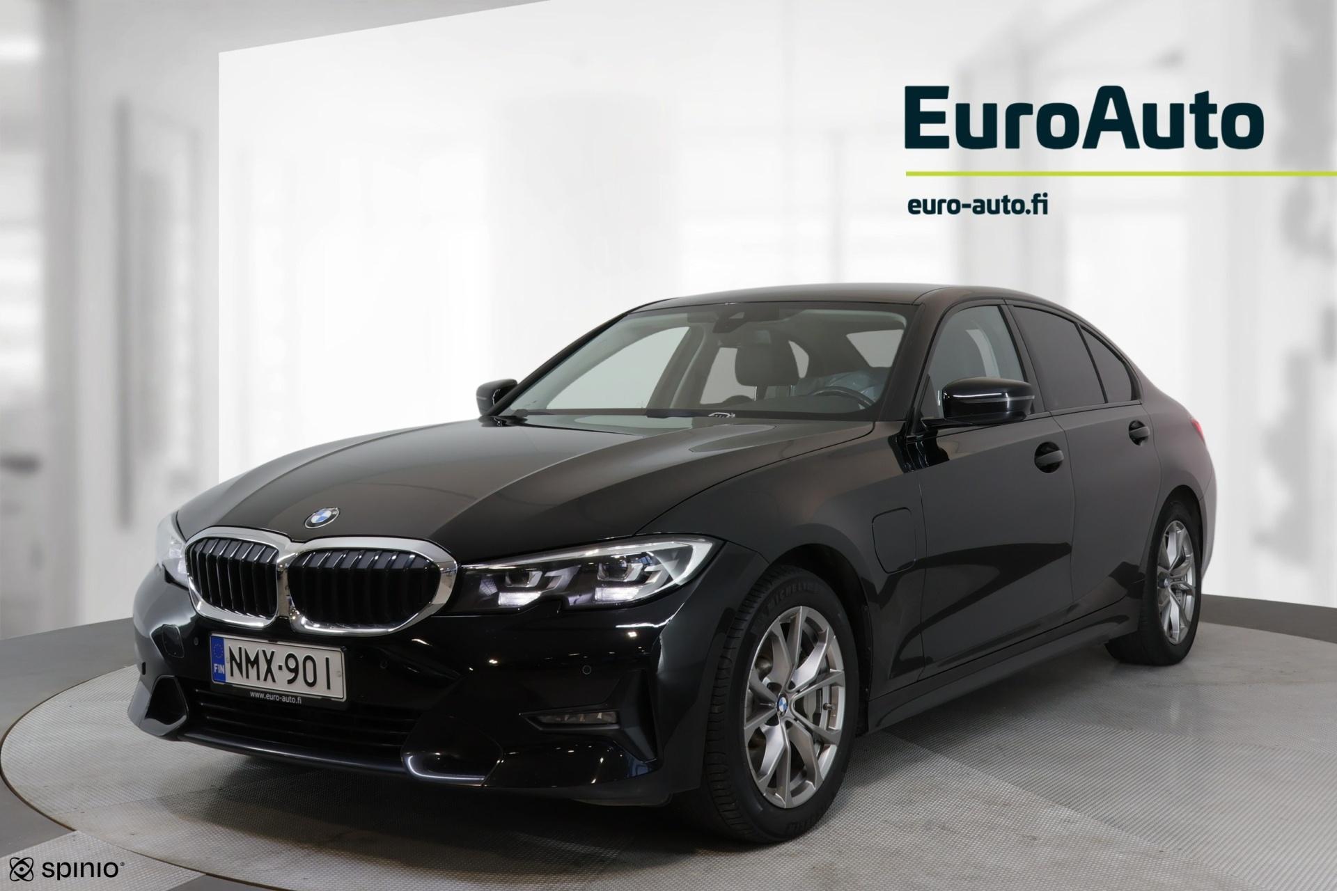BMW 330 2019