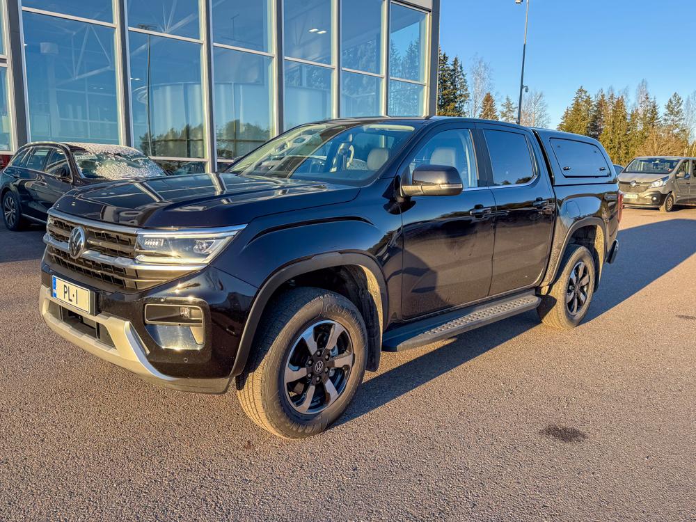 VOLKSWAGEN Amarok 2025