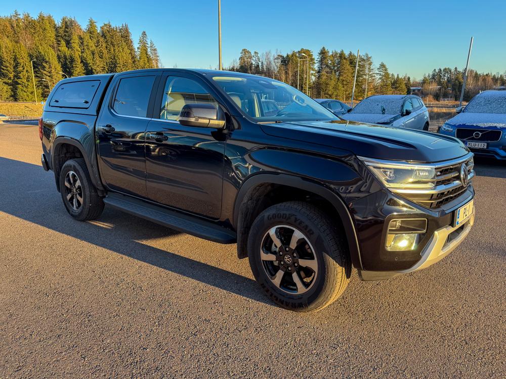 VOLKSWAGEN Amarok 2025