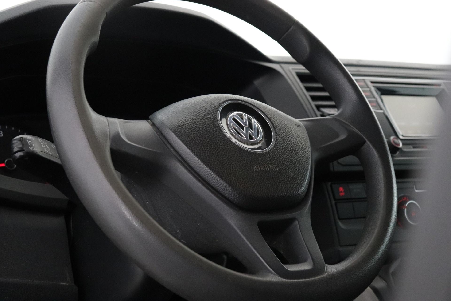 VOLKSWAGEN Transporter 2017