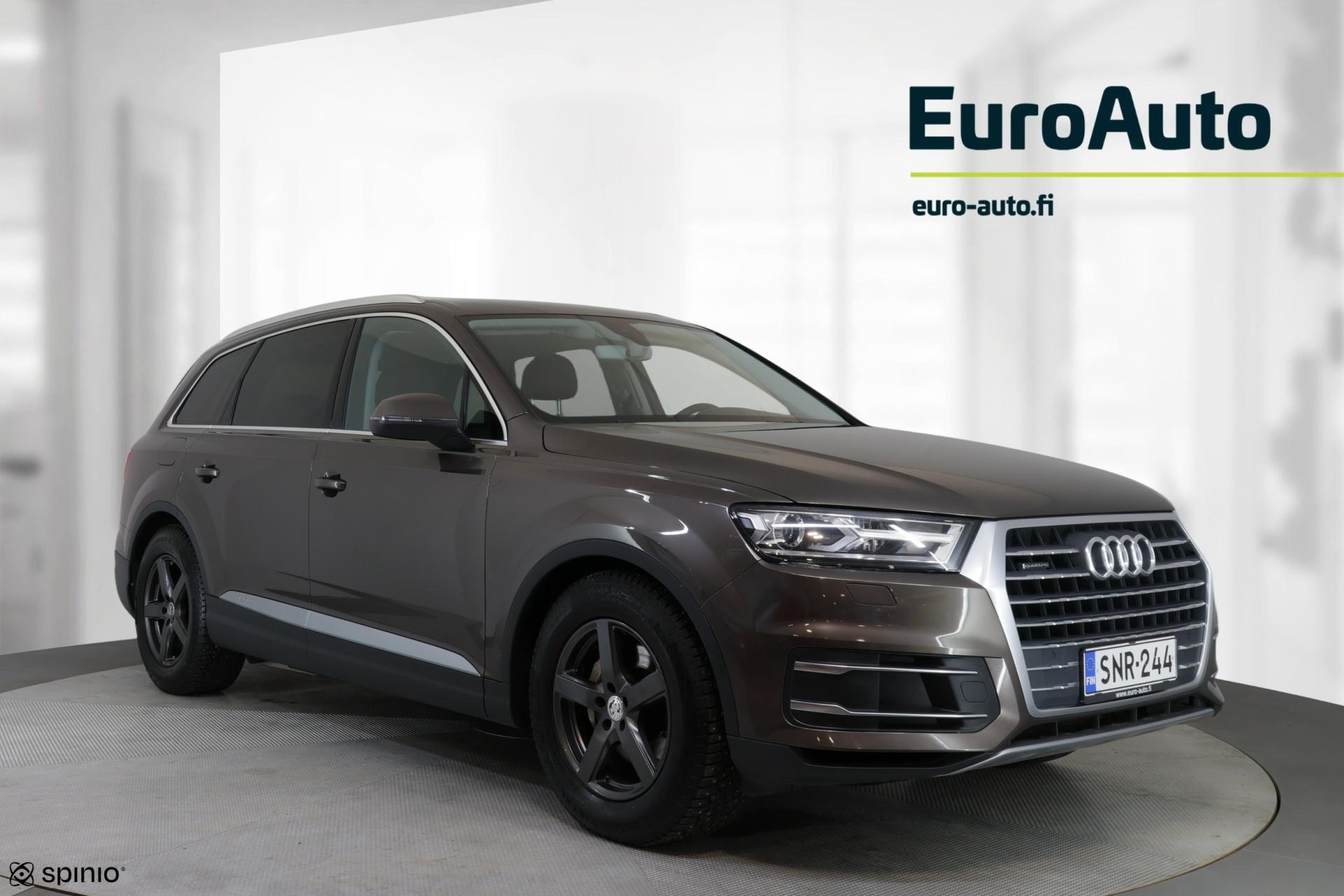AUDI Q7 2016
