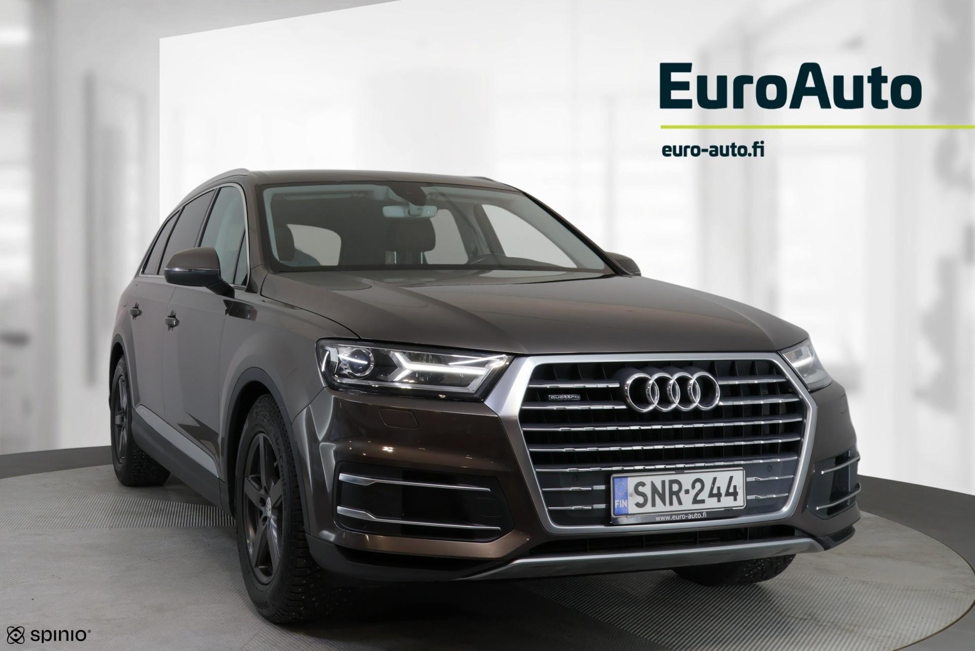 AUDI Q7 2016