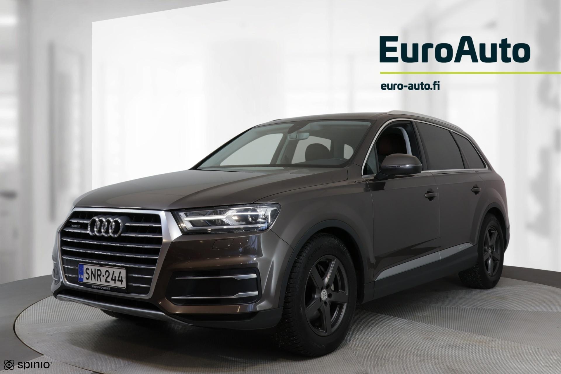 AUDI Q7 2016