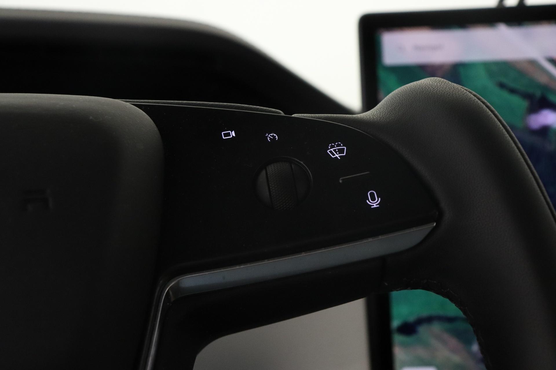 TESLA Model X 2023