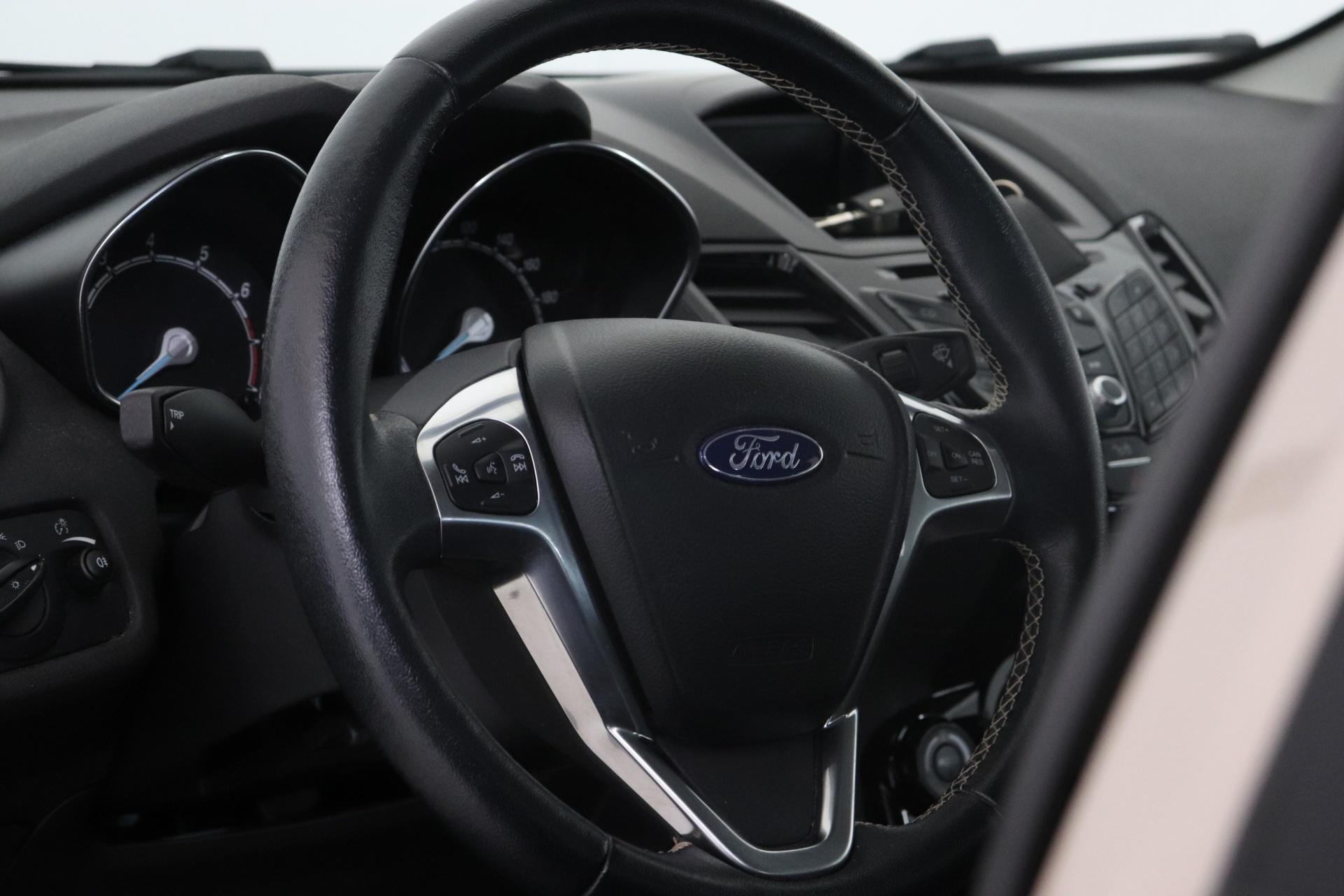 FORD Fiesta 2017