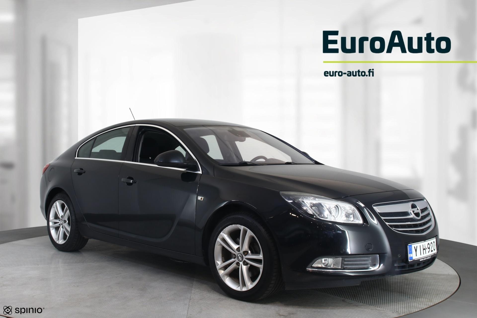 OPEL Insignia 2012