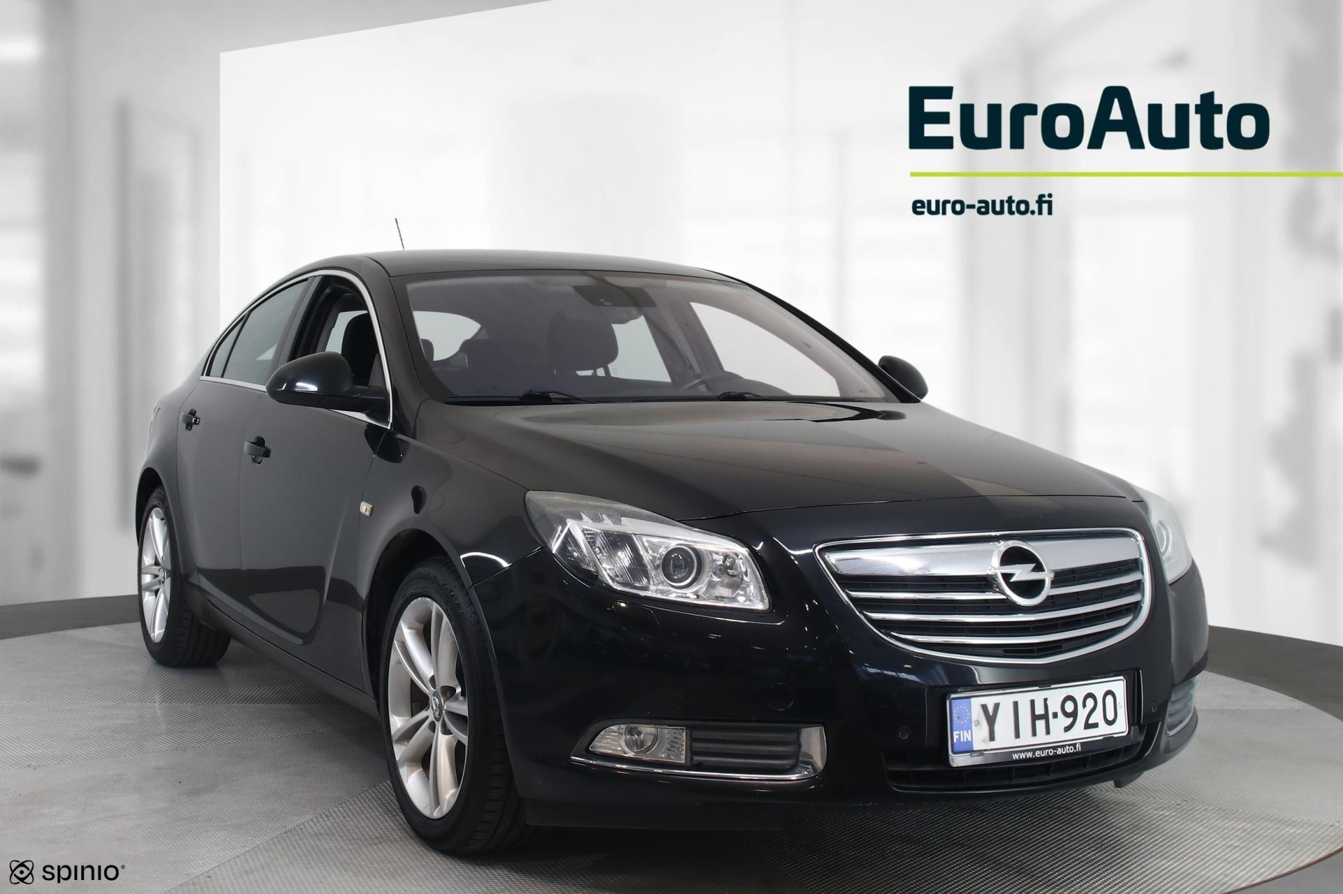 OPEL Insignia 2012