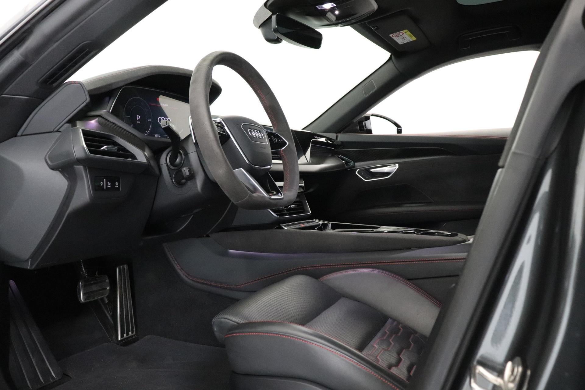 AUDI e-tron GT RS 2022